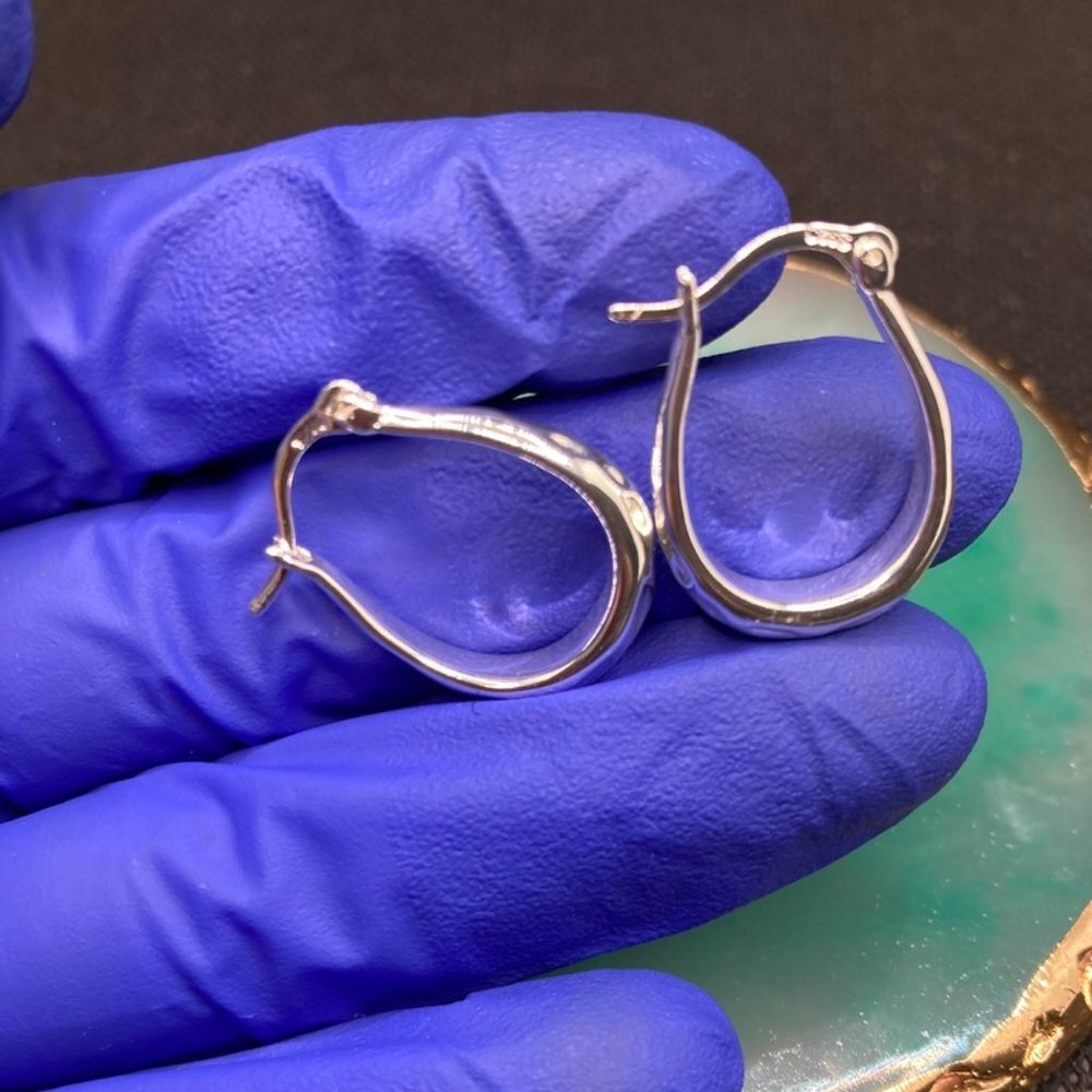 Silver Dangle Earring - Picture 10 of 12